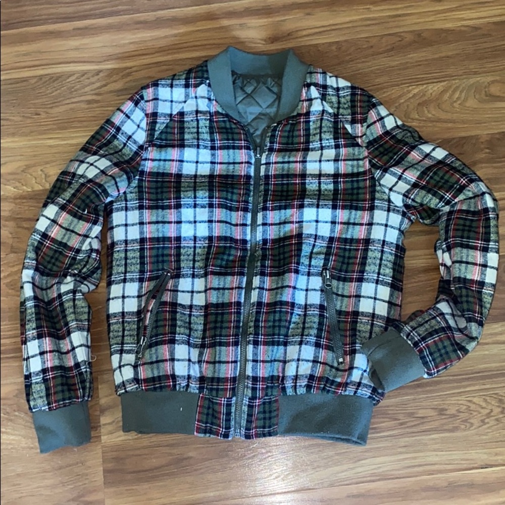 Bell field reversible jacket